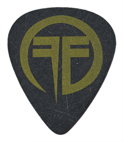 PickS-GldonBlk1