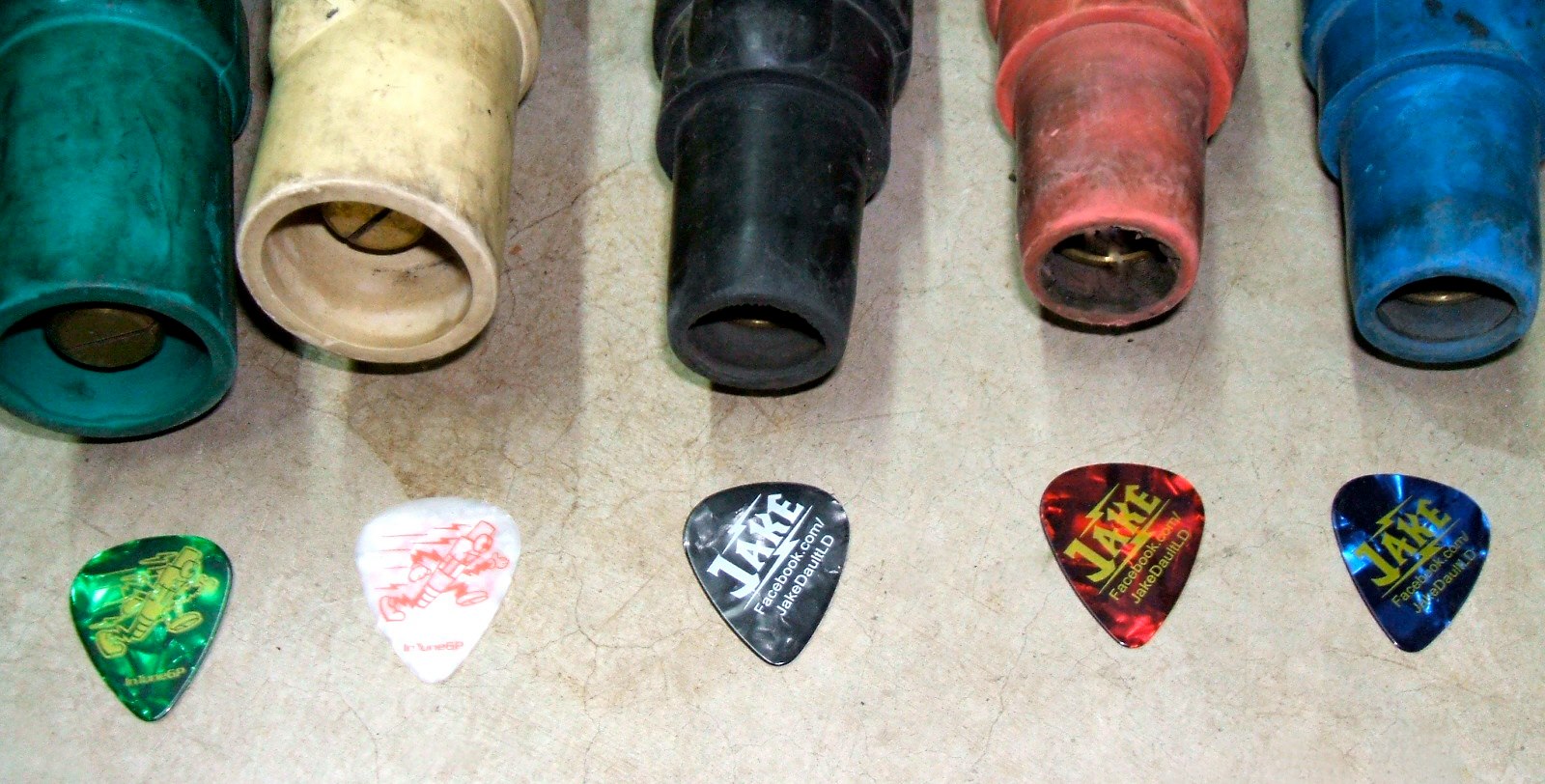 Fan photos of personalized guitar picks Fan photos of personalized guitar picks