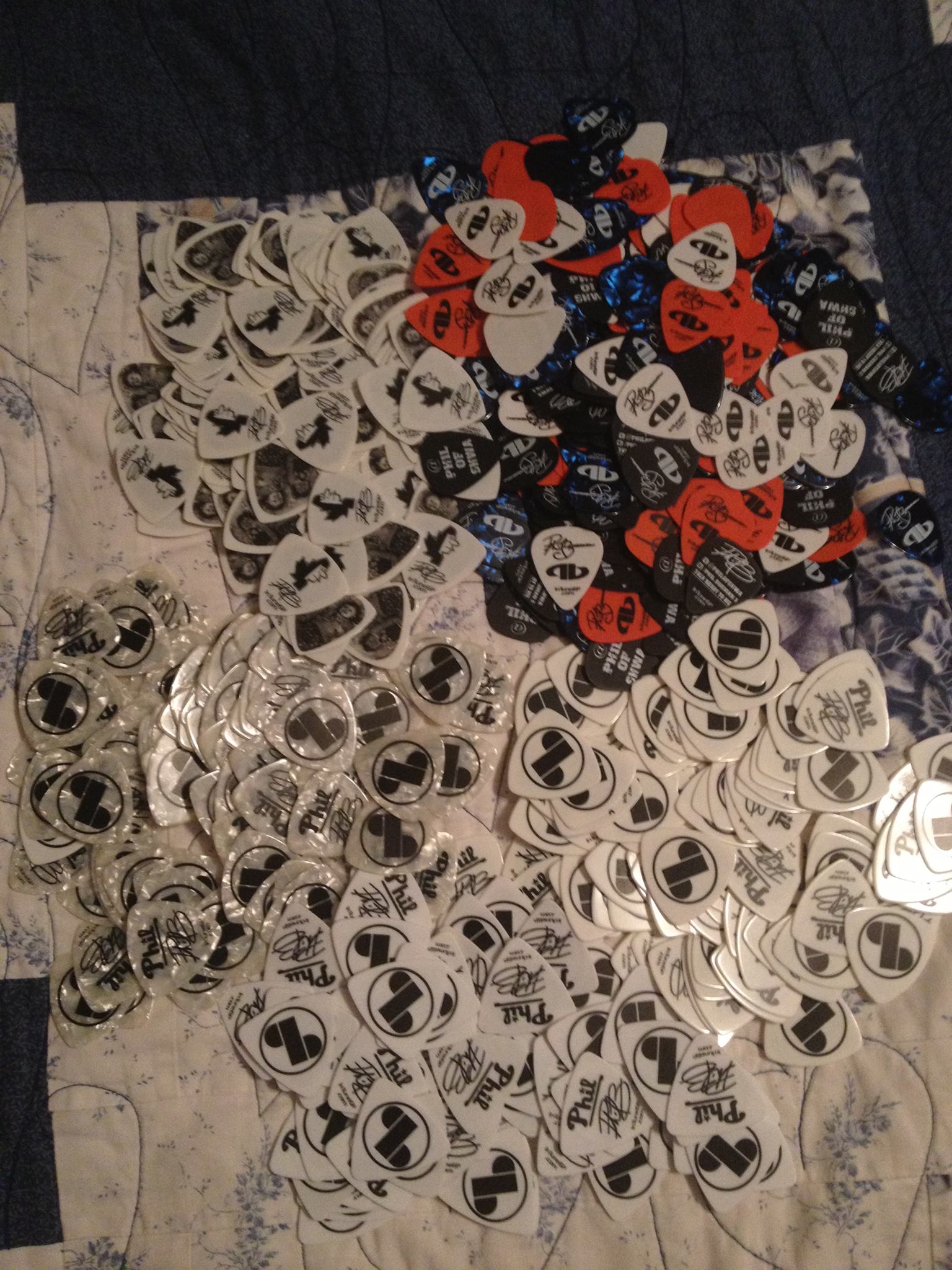 InTuneGP Fan Photos from Clients of personalized guitar picks InTuneGP Fan Photos from Clients of personalized guitar picks