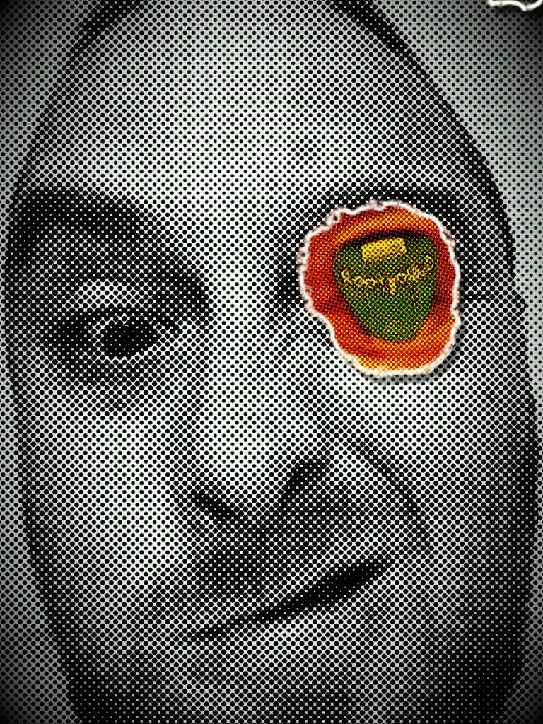 Fan photos of personalized guitar picks Fan photos of personalized guitar picks
